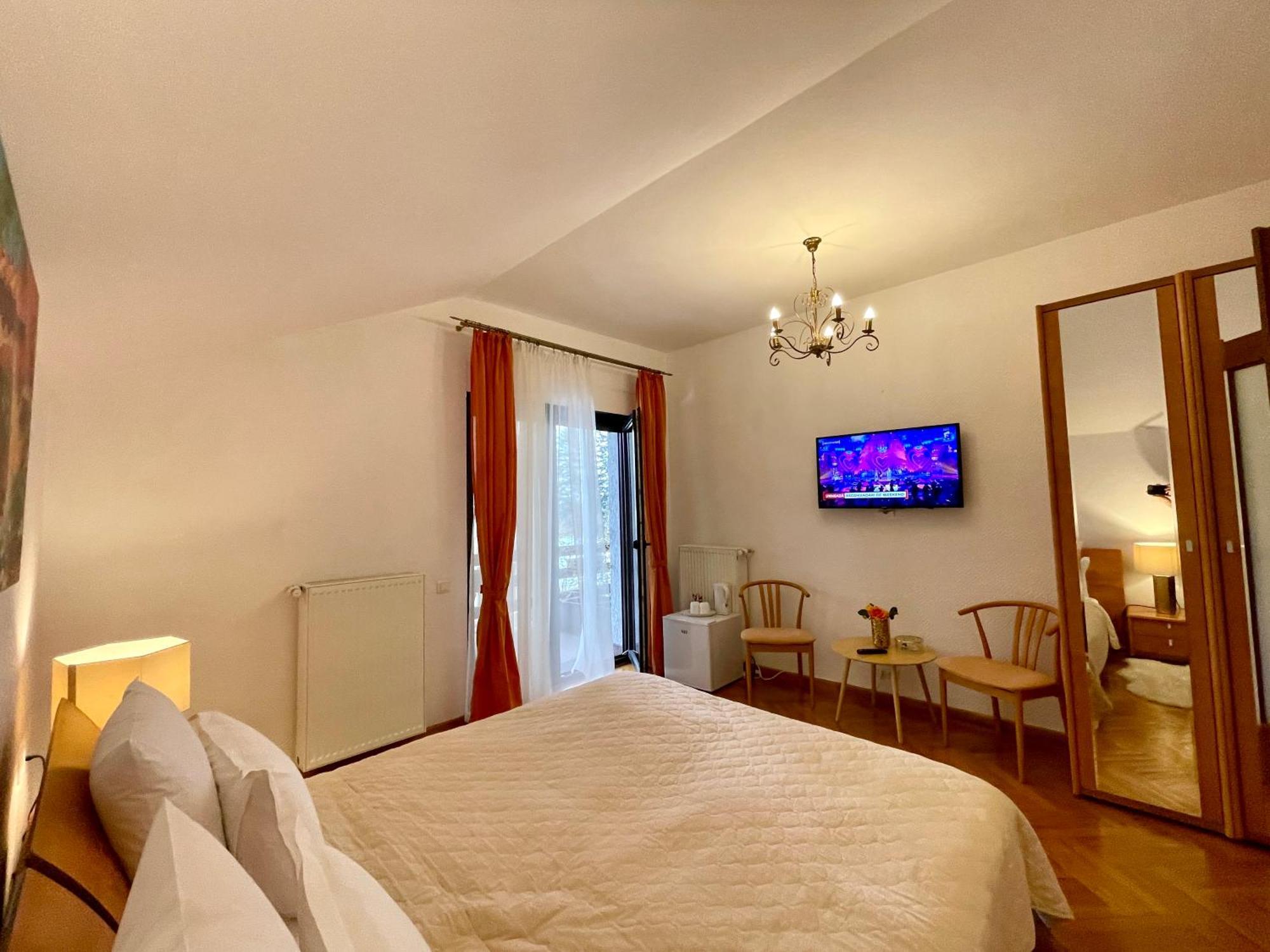 Vila Terase Hotel Sinaia Ngoại thất bức ảnh