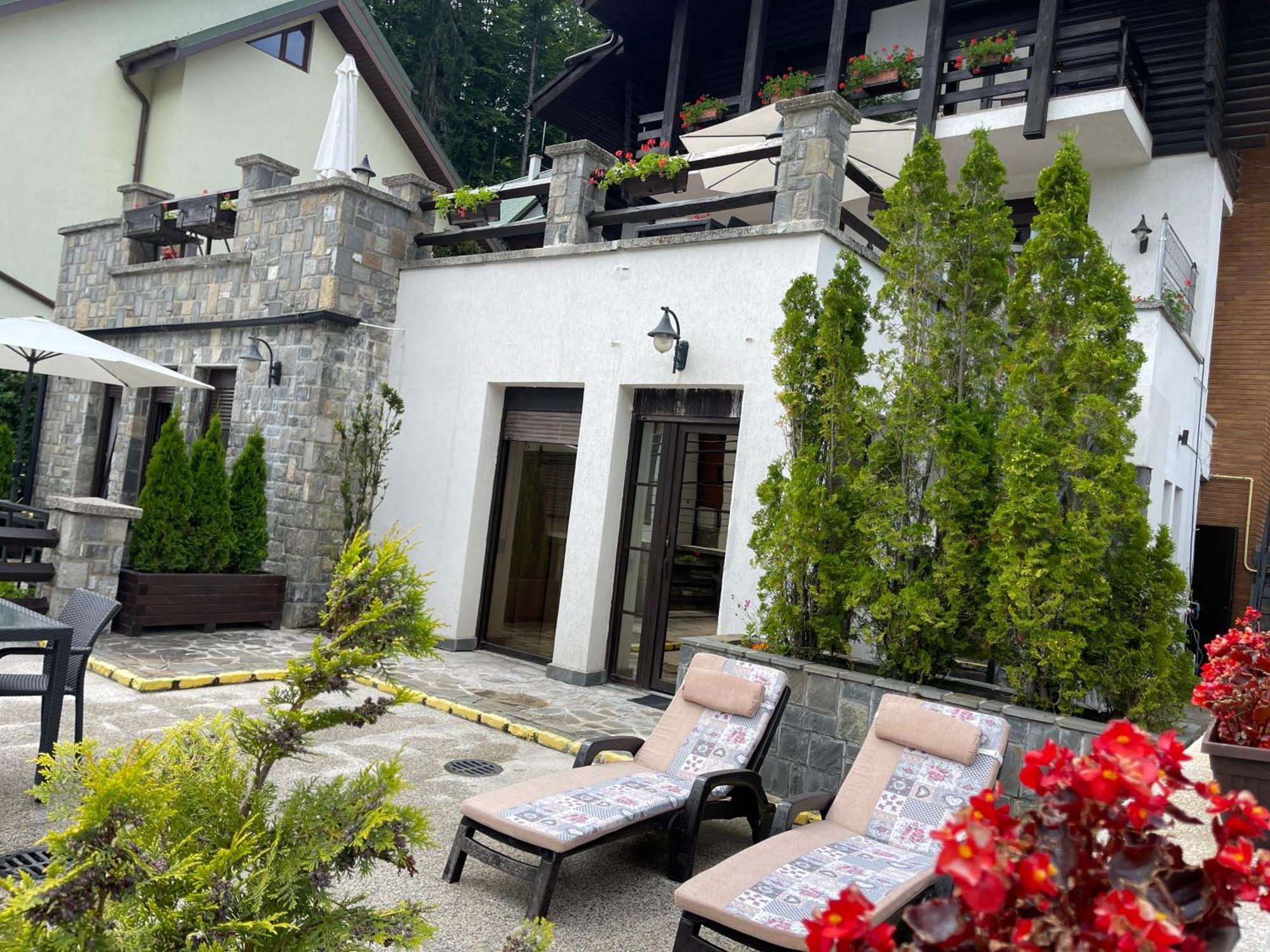 Vila Terase Hotel Sinaia Ngoại thất bức ảnh